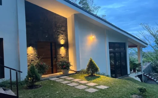 Se vende casa de lujo en San Antonio de Escazú