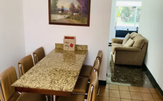 Se alquila apartamento en sabanilla