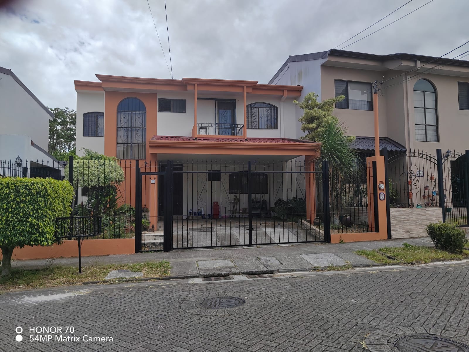 🔑Venta de casa en condominio Heredia Santo Domingo – Realty Tokenized