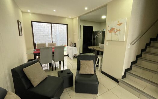 Se vende casa en Condominio en Hatillo